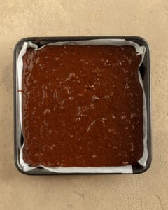 Photo of the baking pan filled with the crème de cacao brownies batter.