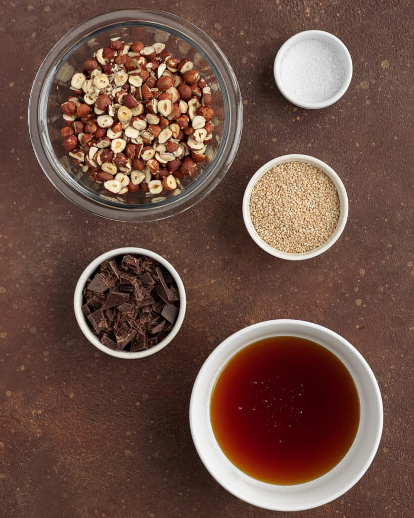 Photo of the ingredients needed to make hazelnut chocolate bars.